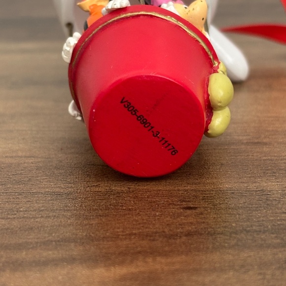 Disney Store MICKEY MOUSE HOT AIR BALLOON Friends Christmas Sketchbook Ornament - Picture 2 of 11